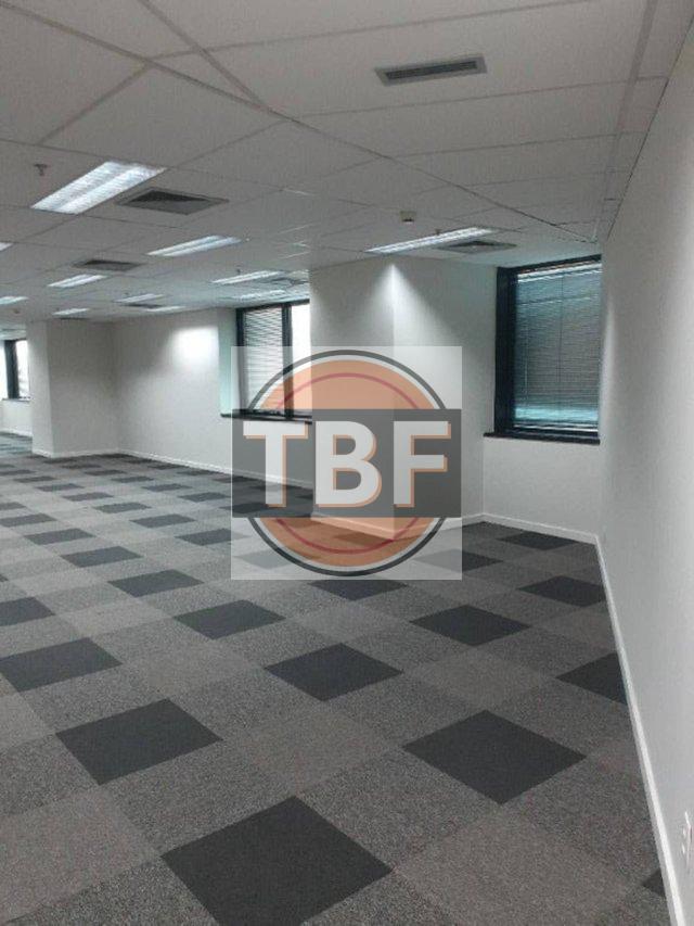 Sala comercial pronta para uso em Pinheiros - São Paulo - 