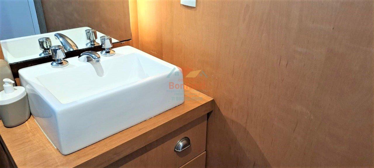 Vendo apartamento no Bosque da Saúde, reformado, prédio novo com piscina Avenida Bosque da Saúde São Paulo - 