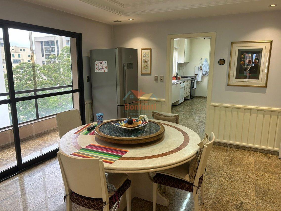 Vendo ou Alugo luxuoso apartamento de 487m2 no Morumbi ao lado da Graded School Avenida José Galante São Paulo - 