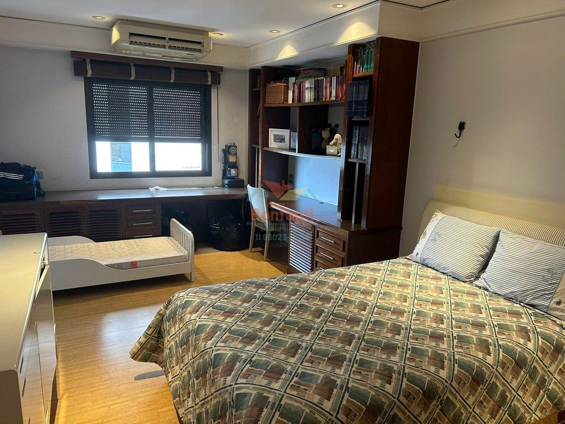 Vendo ou Alugo luxuoso apartamento de 487m2 no Morumbi ao lado da Graded School Avenida José Galante São Paulo - 