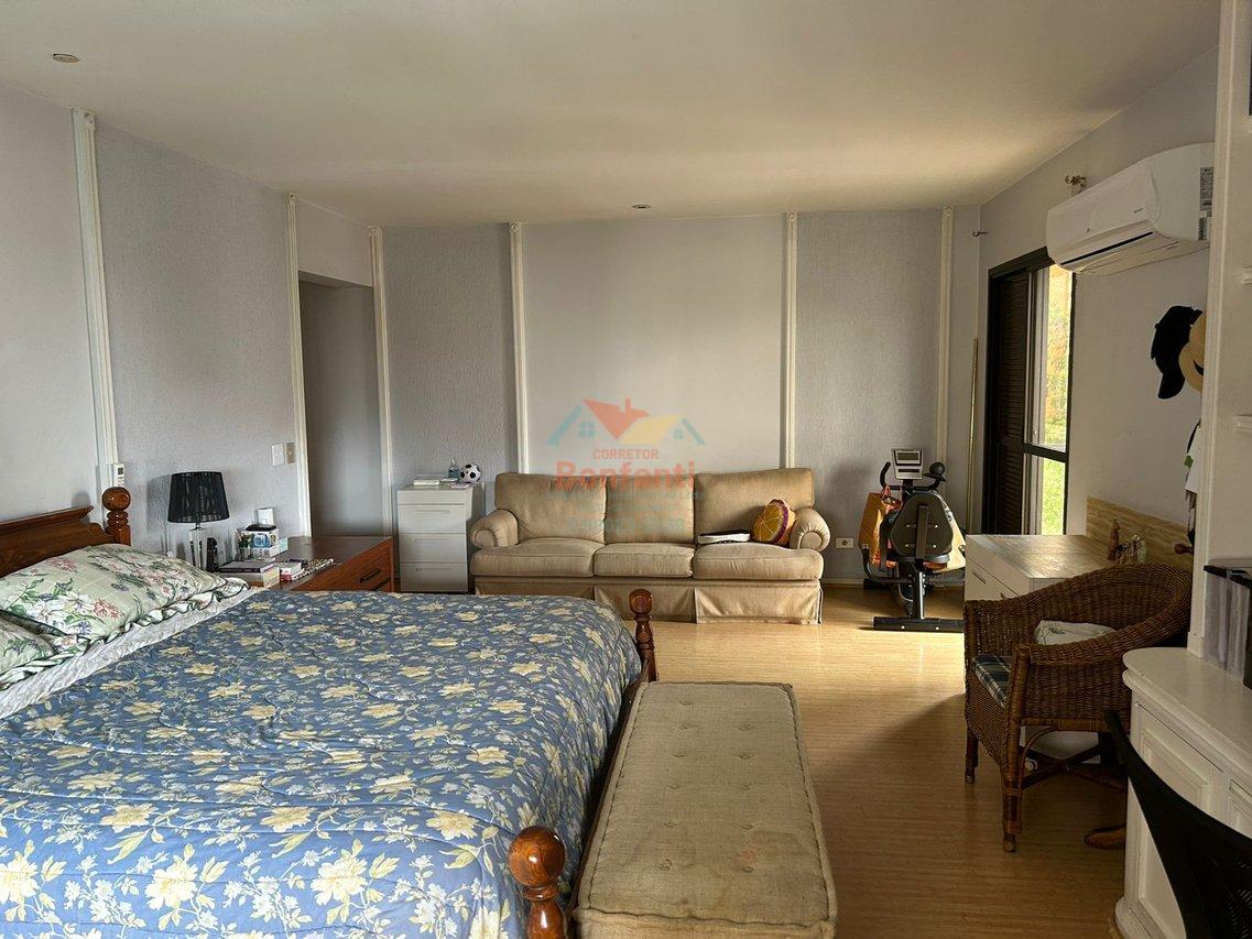 Vendo ou Alugo luxuoso apartamento de 487m2 no Morumbi ao lado da Graded School Avenida José Galante São Paulo - 