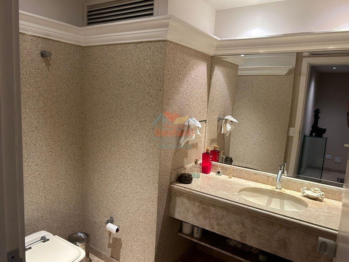 Vendo ou Alugo luxuoso apartamento de 487m2 no Morumbi ao lado da Graded School Avenida José Galante São Paulo - 