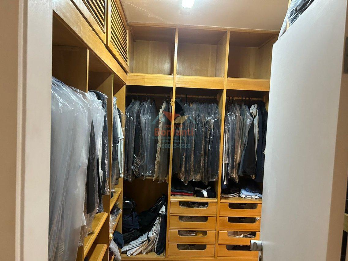 Vendo ou Alugo luxuoso apartamento de 487m2 no Morumbi ao lado da Graded School Avenida José Galante São Paulo - 