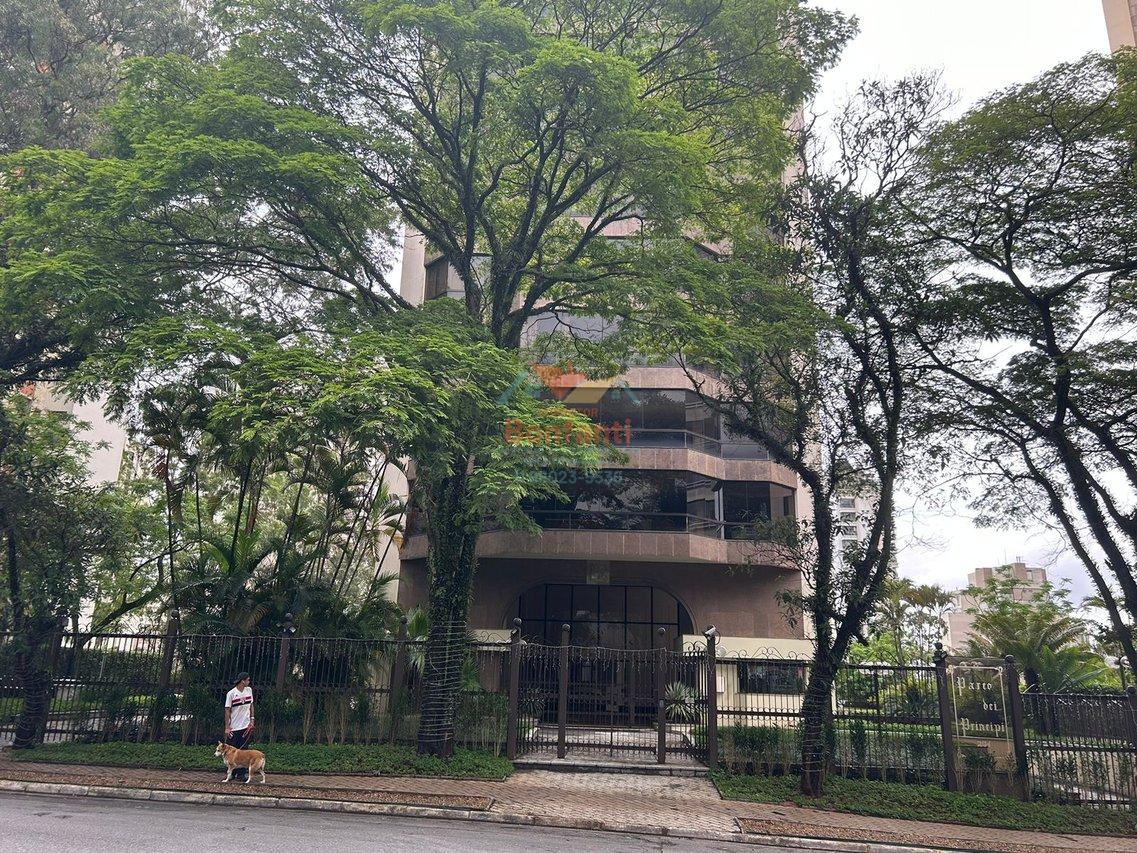 Vendo ou Alugo luxuoso apartamento de 487m2 no Morumbi ao lado da Graded School Avenida José Galante São Paulo - 