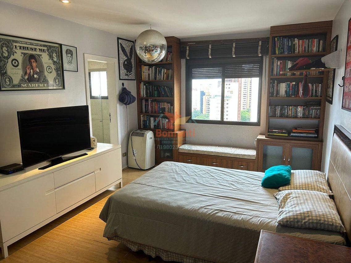 Vendo ou Alugo luxuoso apartamento de 487m2 no Morumbi ao lado da Graded School Avenida José Galante São Paulo - 