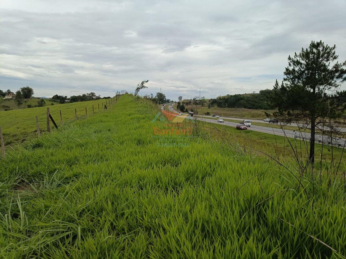 Terreno com 101.000 m2 na Rodovia Ayrton Senna - Mogi das Cruzes - SP Rodovia Ayrton Senna Mogi das Cruzes - 