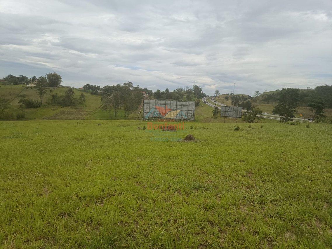 Terreno com 101.000 m2 na Rodovia Ayrton Senna - Mogi das Cruzes - SP Rodovia Ayrton Senna Mogi das Cruzes - 