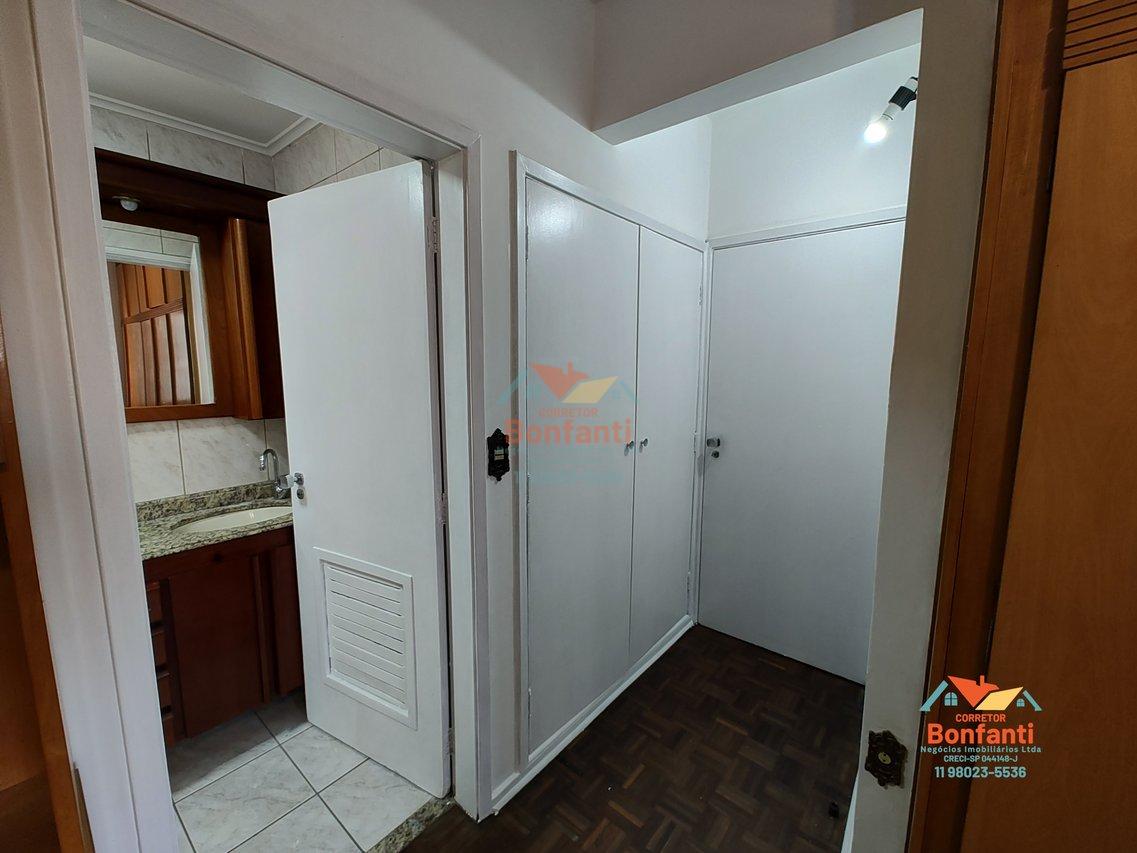 Vendo apartamento na Vila Mariana, 2 dormitórios, 1 vaga. Excelente localização Rua Estela São Paulo - 