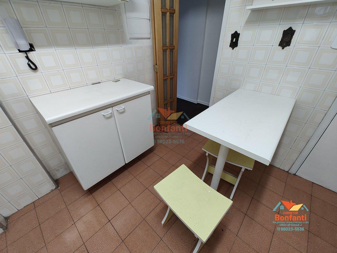 Vendo apartamento na Vila Mariana, 2 dormitórios, 1 vaga. Excelente localização Rua Estela São Paulo - 