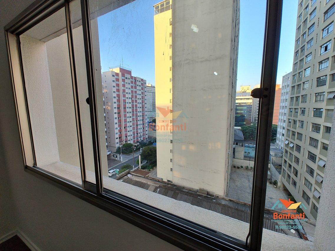 Vendo apartamento na Vila Mariana, 2 dormitórios, 1 vaga. Excelente localização Rua Estela São Paulo - 