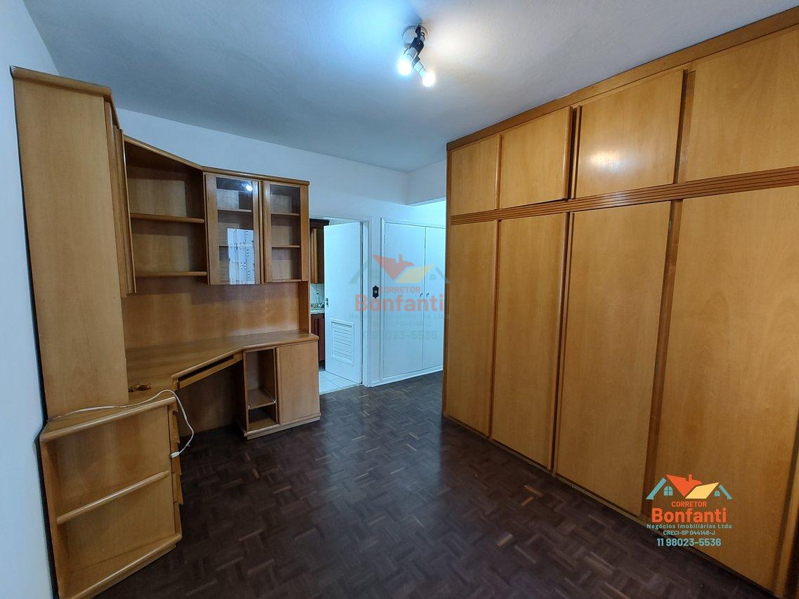Vendo apartamento na Vila Mariana, 2 dormitórios, 1 vaga. Excelente localização Rua Estela São Paulo - 