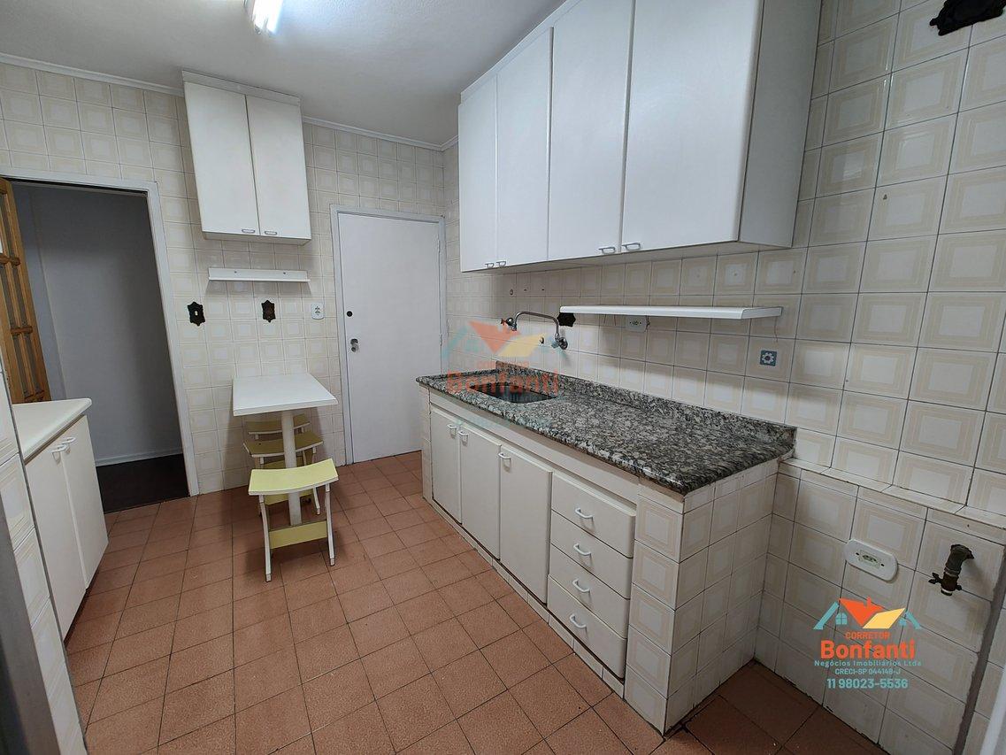 Vendo apartamento na Vila Mariana, 2 dormitórios, 1 vaga. Excelente localização Rua Estela São Paulo - 