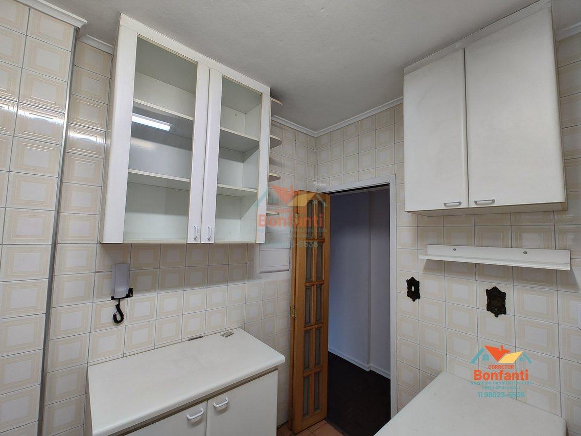 Vendo apartamento na Vila Mariana, 2 dormitórios, 1 vaga. Excelente localização Rua Estela São Paulo - 