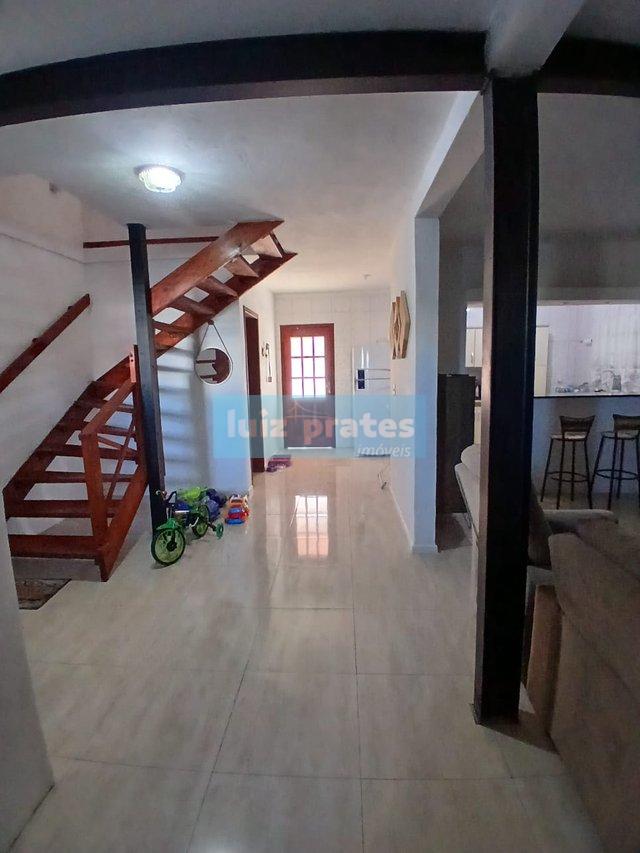Sobrado no Residencial Visconde da Graça Rua 4 Pelotas - 