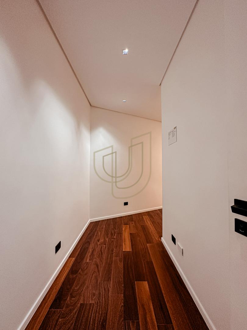 Mans&atilde;o de luxo com projeto contempor&acirc;neo com 5 su&iacute;tes em Urbanova - S&atilde;o Jos&eacute; dos Campos/SP  São José dos Campos - 