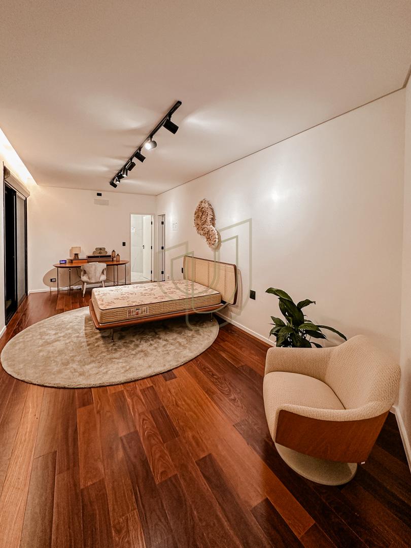 Mans&atilde;o de luxo com projeto contempor&acirc;neo com 5 su&iacute;tes em Urbanova - S&atilde;o Jos&eacute; dos Campos/SP  São José dos Campos - 