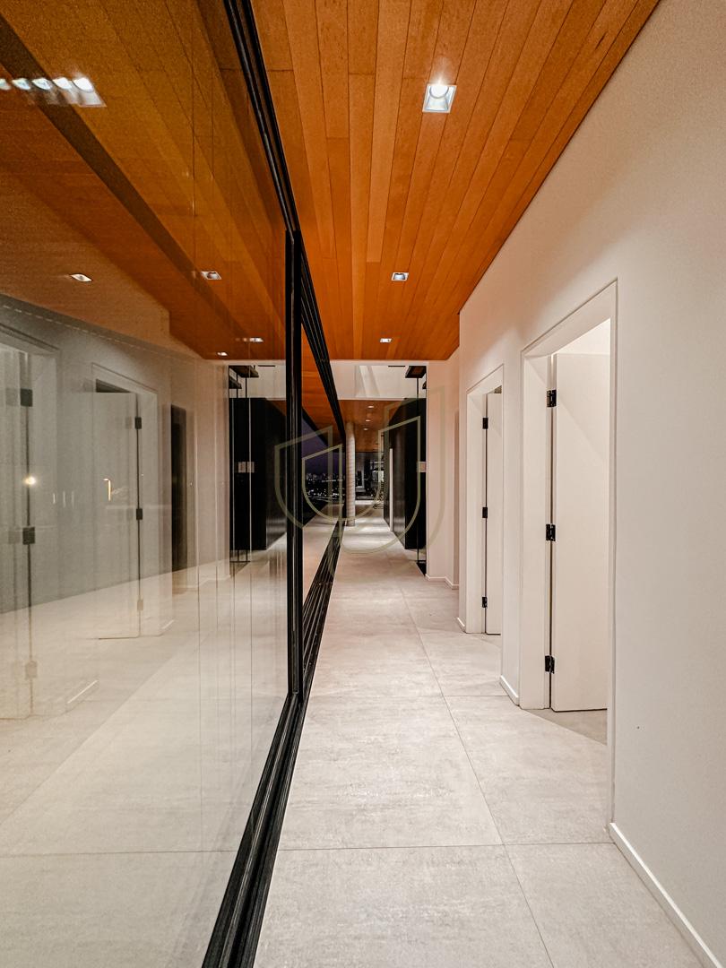 Mans&atilde;o de luxo com projeto contempor&acirc;neo com 5 su&iacute;tes em Urbanova - S&atilde;o Jos&eacute; dos Campos/SP  São José dos Campos - 