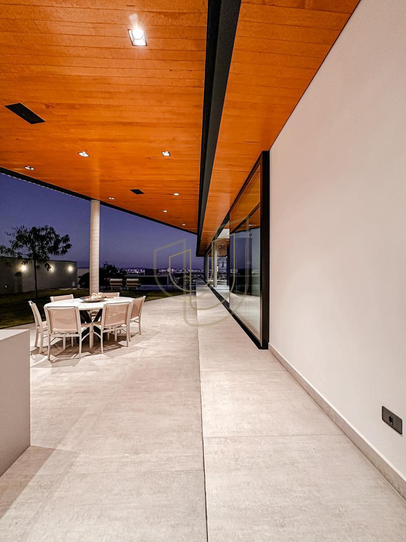 Mans&atilde;o de luxo com projeto contempor&acirc;neo com 5 su&iacute;tes em Urbanova - S&atilde;o Jos&eacute; dos Campos/SP  São José dos Campos - 