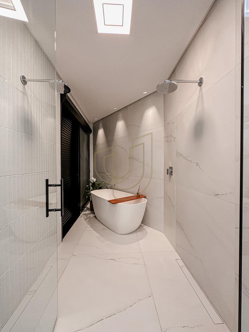 Mans&atilde;o de luxo com projeto contempor&acirc;neo com 5 su&iacute;tes em Urbanova - S&atilde;o Jos&eacute; dos Campos/SP  São José dos Campos - 