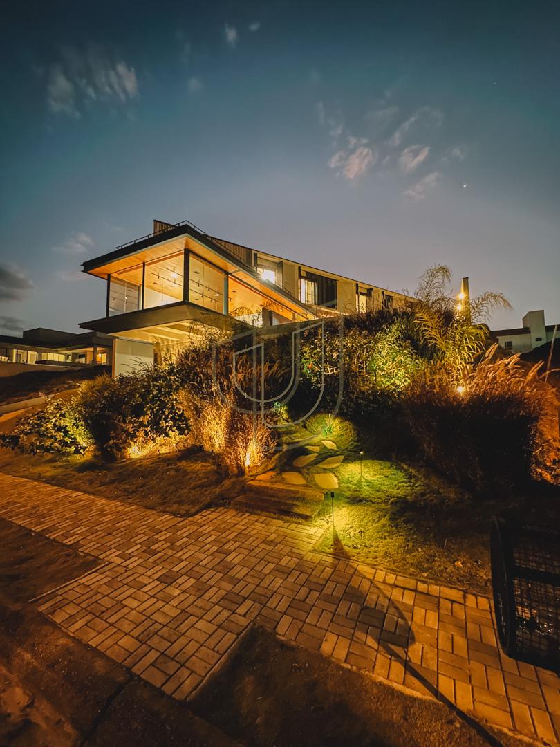 Mans&atilde;o de luxo com projeto contempor&acirc;neo com 5 su&iacute;tes em Urbanova - S&atilde;o Jos&eacute; dos Campos/SP  São José dos Campos - 