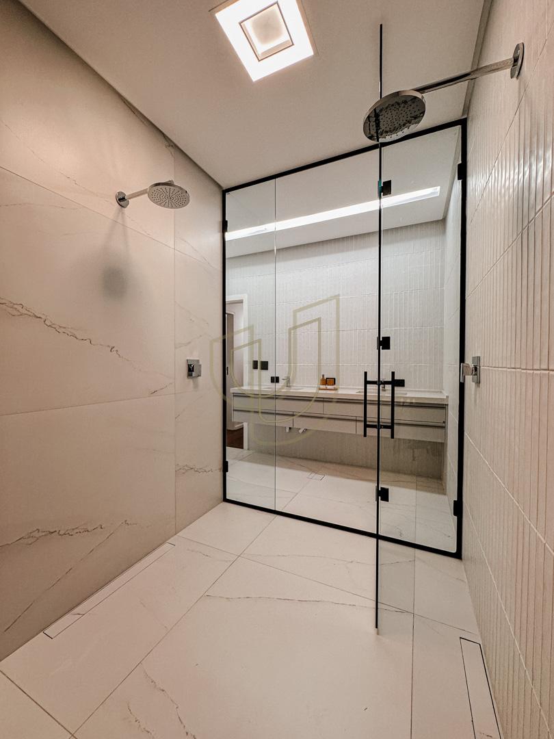 Mans&atilde;o de luxo com projeto contempor&acirc;neo com 5 su&iacute;tes em Urbanova - S&atilde;o Jos&eacute; dos Campos/SP  São José dos Campos - 