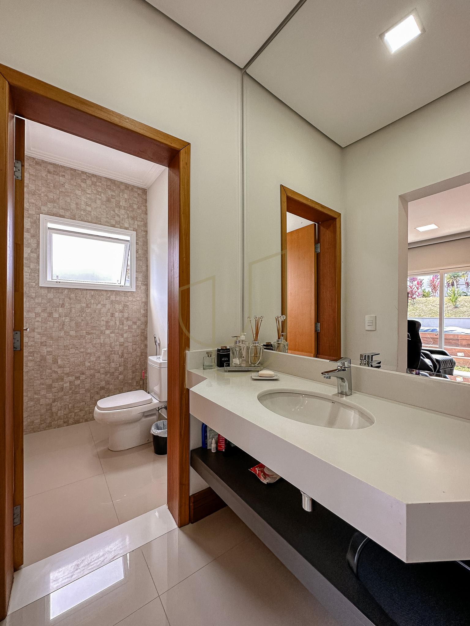 Sobrado sofisticado com 6 su&iacute;tes em Urbanova - S&atilde;o Jos&eacute; dos Campos/SP  São José dos Campos - 