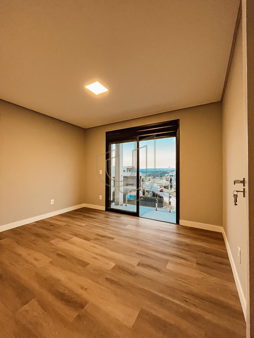 Sobrado sofisticado e moderno com 3 su&iacute;tes na Av.Cambu&iacute; - S&atilde;o Jos&eacute; dos Campos/SP Rua das Estrelicias São José dos Campos - 