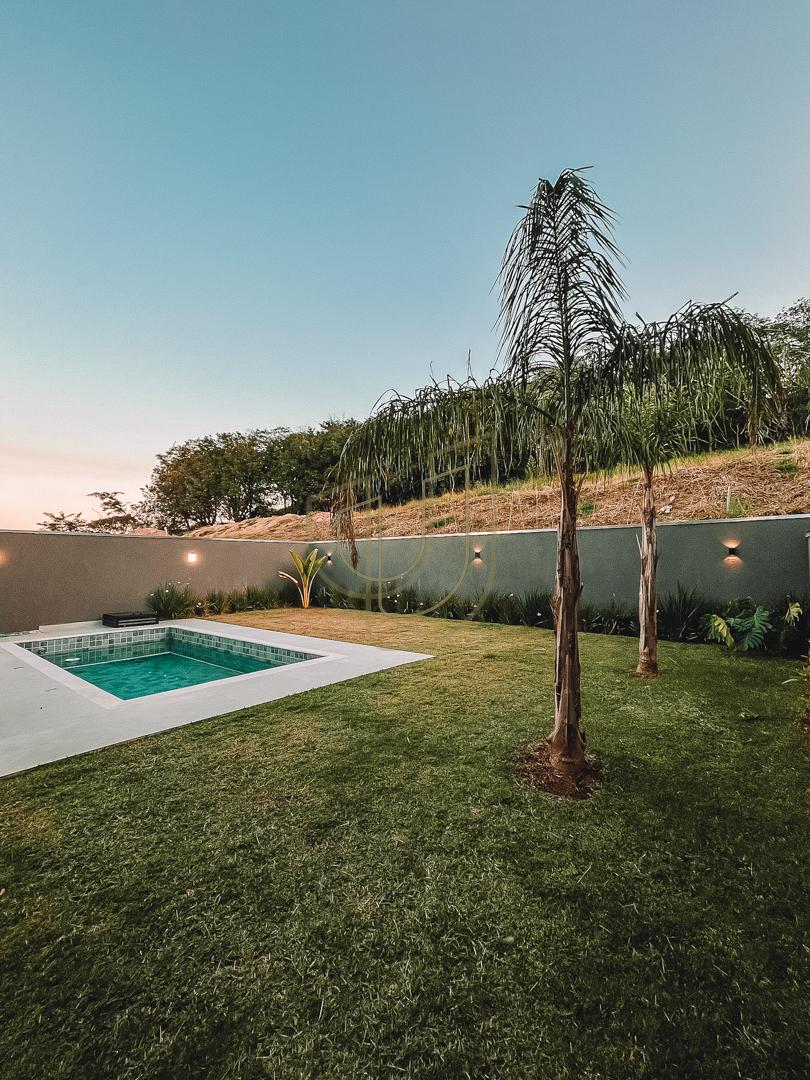 Sobrado sofisticado e moderno com 3 su&iacute;tes na Av.Cambu&iacute; - S&atilde;o Jos&eacute; dos Campos/SP Rua das Estrelicias São José dos Campos - 