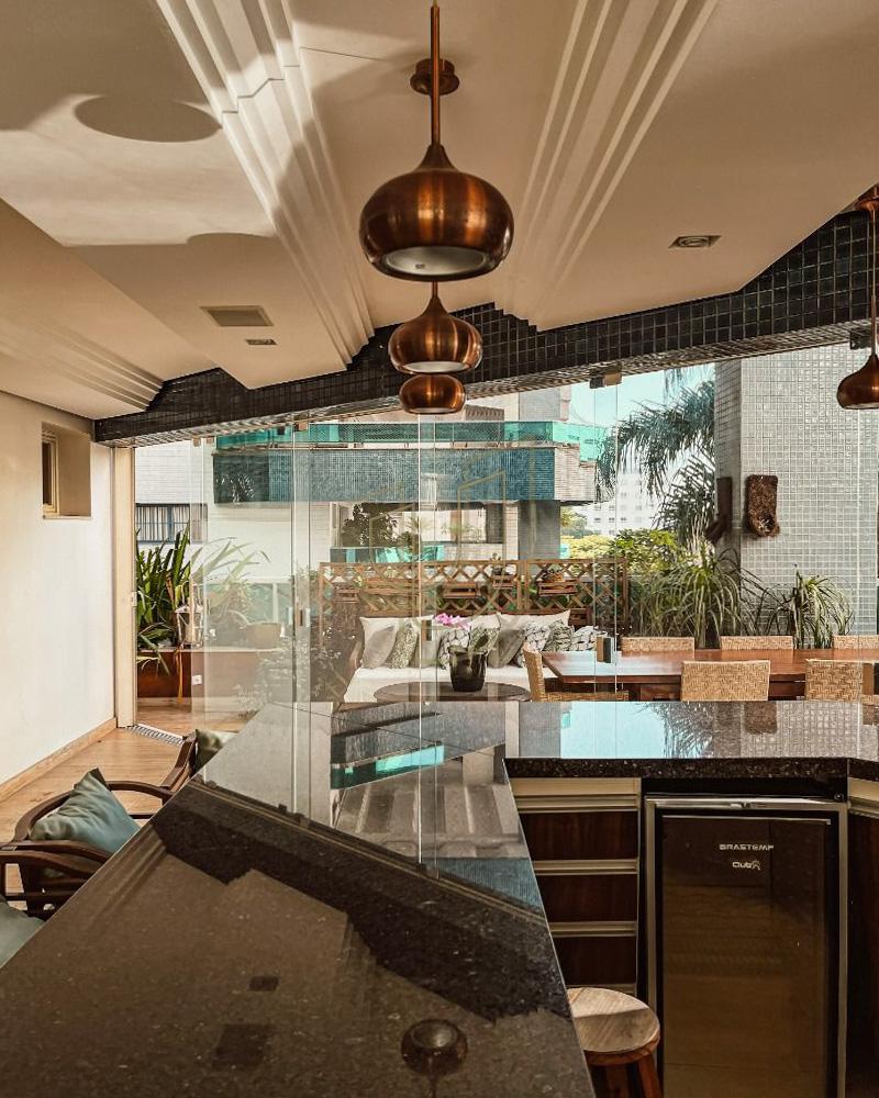 Apartamento luxuoso em localiza&ccedil;&atilde;o privilegiada com 5 Su&iacute;tes em S&atilde;o Jos&eacute; dos Campos/SP Rua Pedro de Toledo São José dos Campos - 