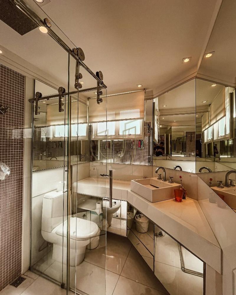 Apartamento luxuoso em localiza&ccedil;&atilde;o privilegiada com 5 Su&iacute;tes em S&atilde;o Jos&eacute; dos Campos/SP Rua Pedro de Toledo São José dos Campos - 