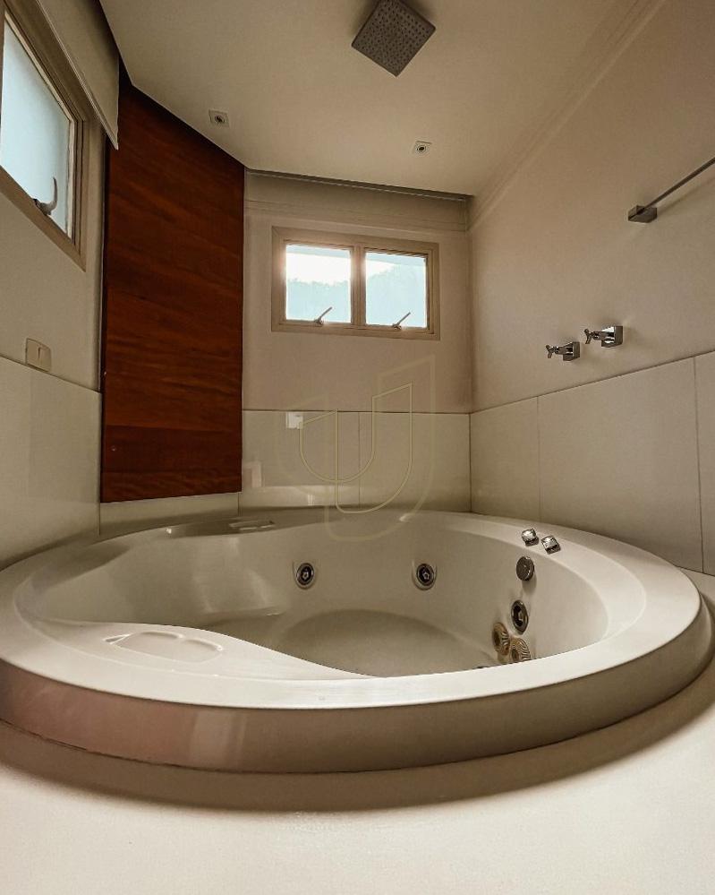 Apartamento luxuoso em localiza&ccedil;&atilde;o privilegiada com 5 Su&iacute;tes em S&atilde;o Jos&eacute; dos Campos/SP Rua Pedro de Toledo São José dos Campos - 