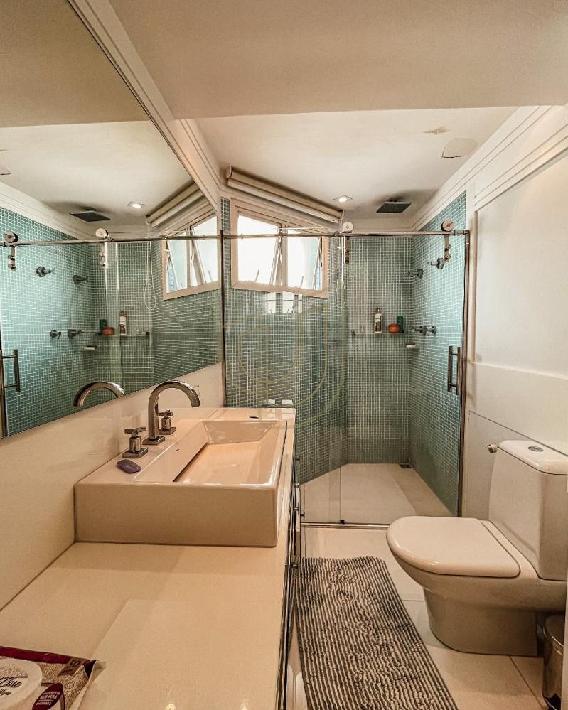 Apartamento luxuoso em localiza&ccedil;&atilde;o privilegiada com 5 Su&iacute;tes em S&atilde;o Jos&eacute; dos Campos/SP Rua Pedro de Toledo São José dos Campos - 