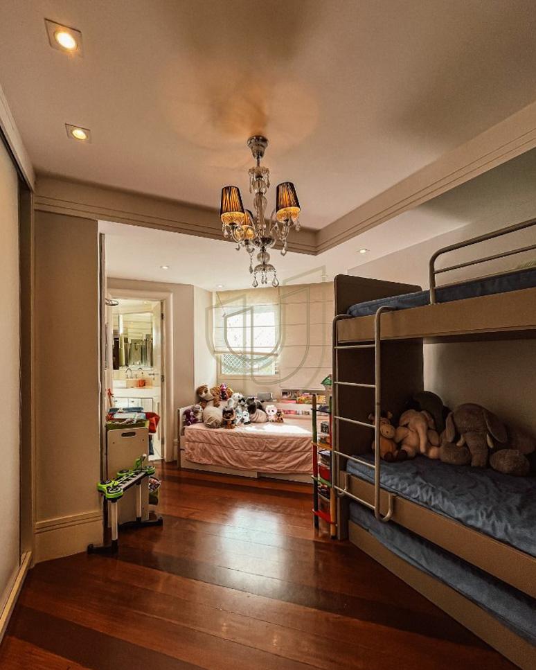 Apartamento luxuoso em localiza&ccedil;&atilde;o privilegiada com 5 Su&iacute;tes em S&atilde;o Jos&eacute; dos Campos/SP Rua Pedro de Toledo São José dos Campos - 