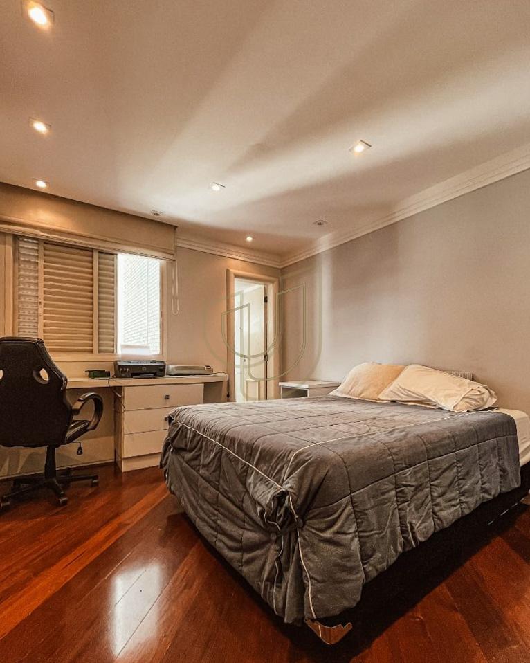 Apartamento luxuoso em localiza&ccedil;&atilde;o privilegiada com 5 Su&iacute;tes em S&atilde;o Jos&eacute; dos Campos/SP Rua Pedro de Toledo São José dos Campos - 