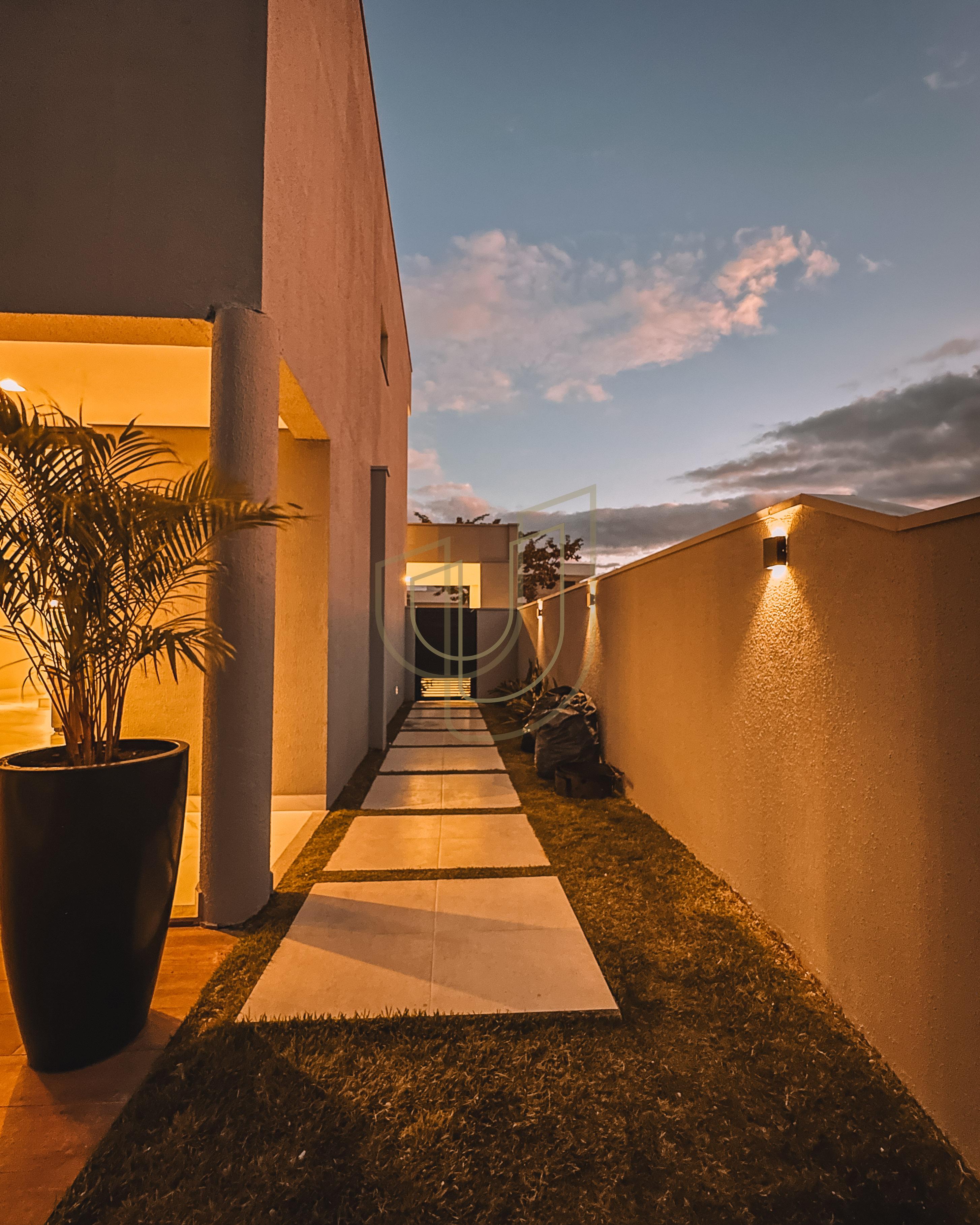 Sobrado sofisticado e moderno com 4 su&iacute;tes no Urbanova - S&atilde;o Jos&eacute; dos Campos/SP  São José dos Campos - 