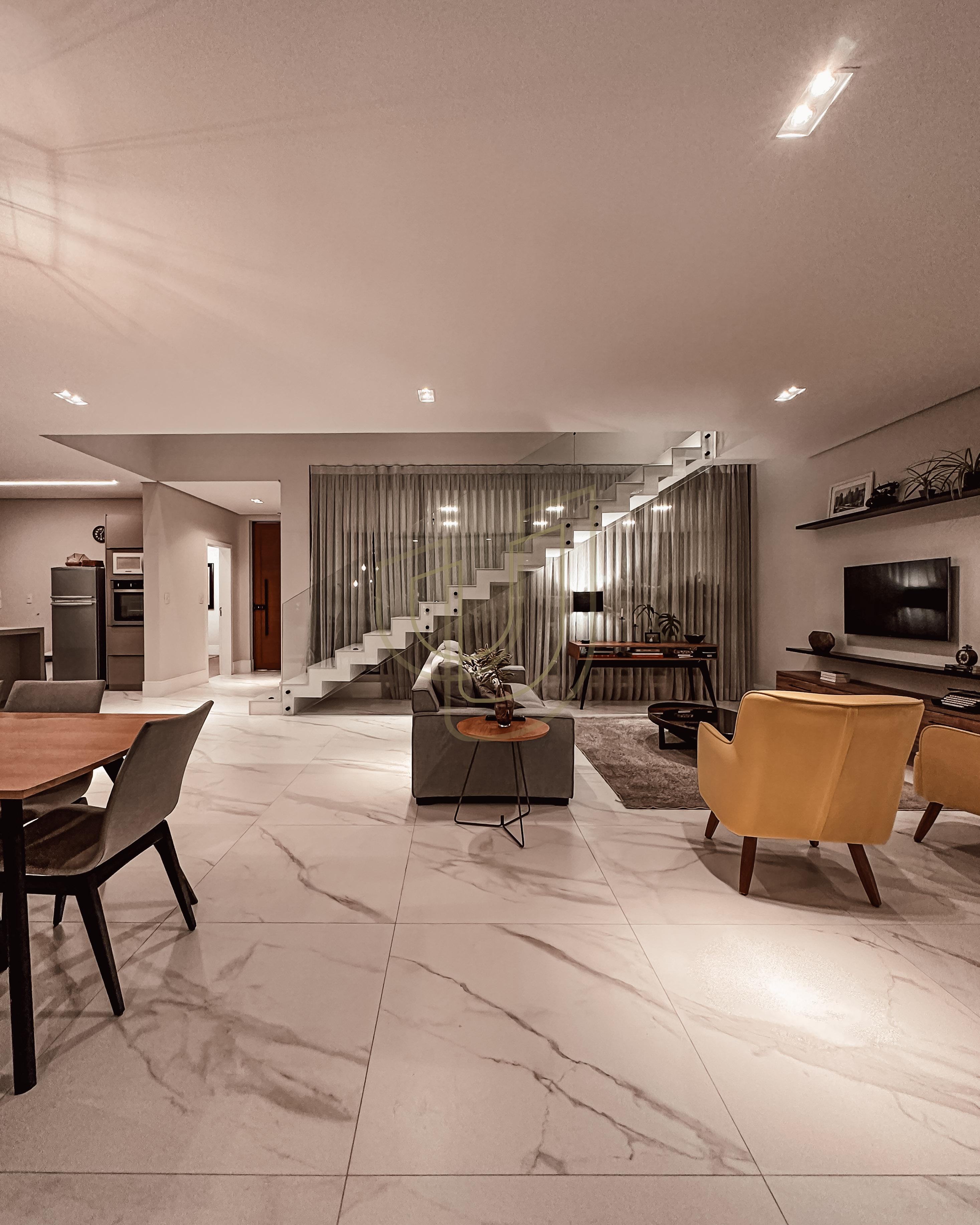 Sobrado sofisticado e moderno com 4 su&iacute;tes no Urbanova - S&atilde;o Jos&eacute; dos Campos/SP  São José dos Campos - 