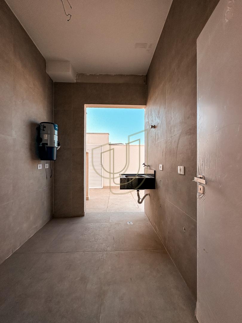 Casa da alto padr&atilde;o com projeto amplo e 4 su&iacute;tes em Urbanova - S&atilde;o Jos&eacute; dos Campos/SP  São José dos Campos - 