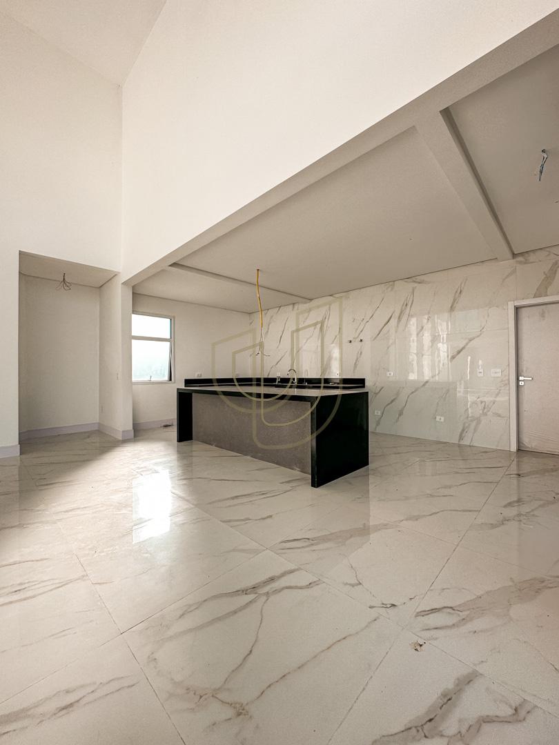 Casa da alto padr&atilde;o com projeto amplo e 4 su&iacute;tes em Urbanova - S&atilde;o Jos&eacute; dos Campos/SP  São José dos Campos - 