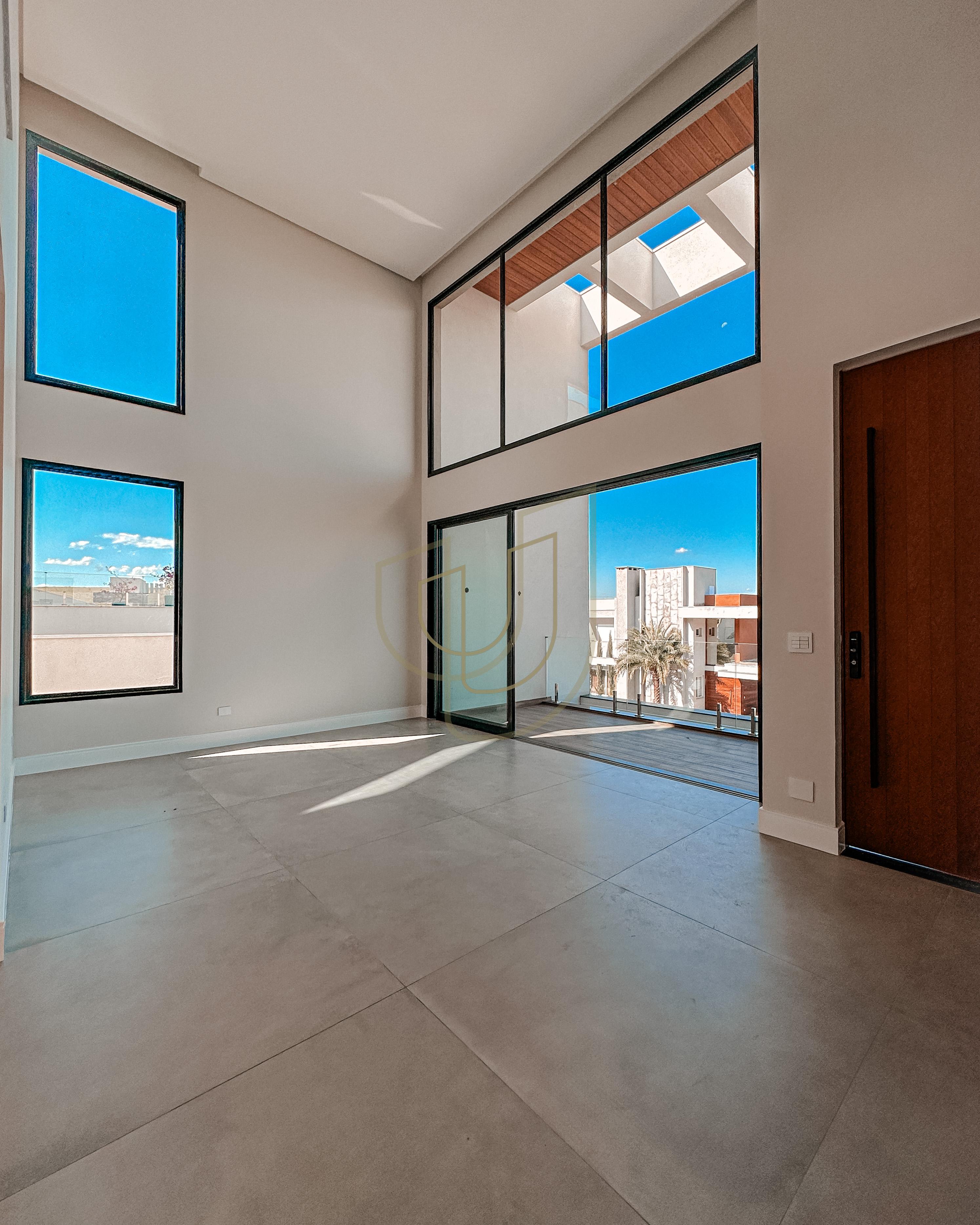 Sobrado sofisticado com vista &uacute;nica e com 4 su&iacute;tes em Urbanova - S&atilde;o Jos&eacute; dos Campos/SP  São José dos Campos - 