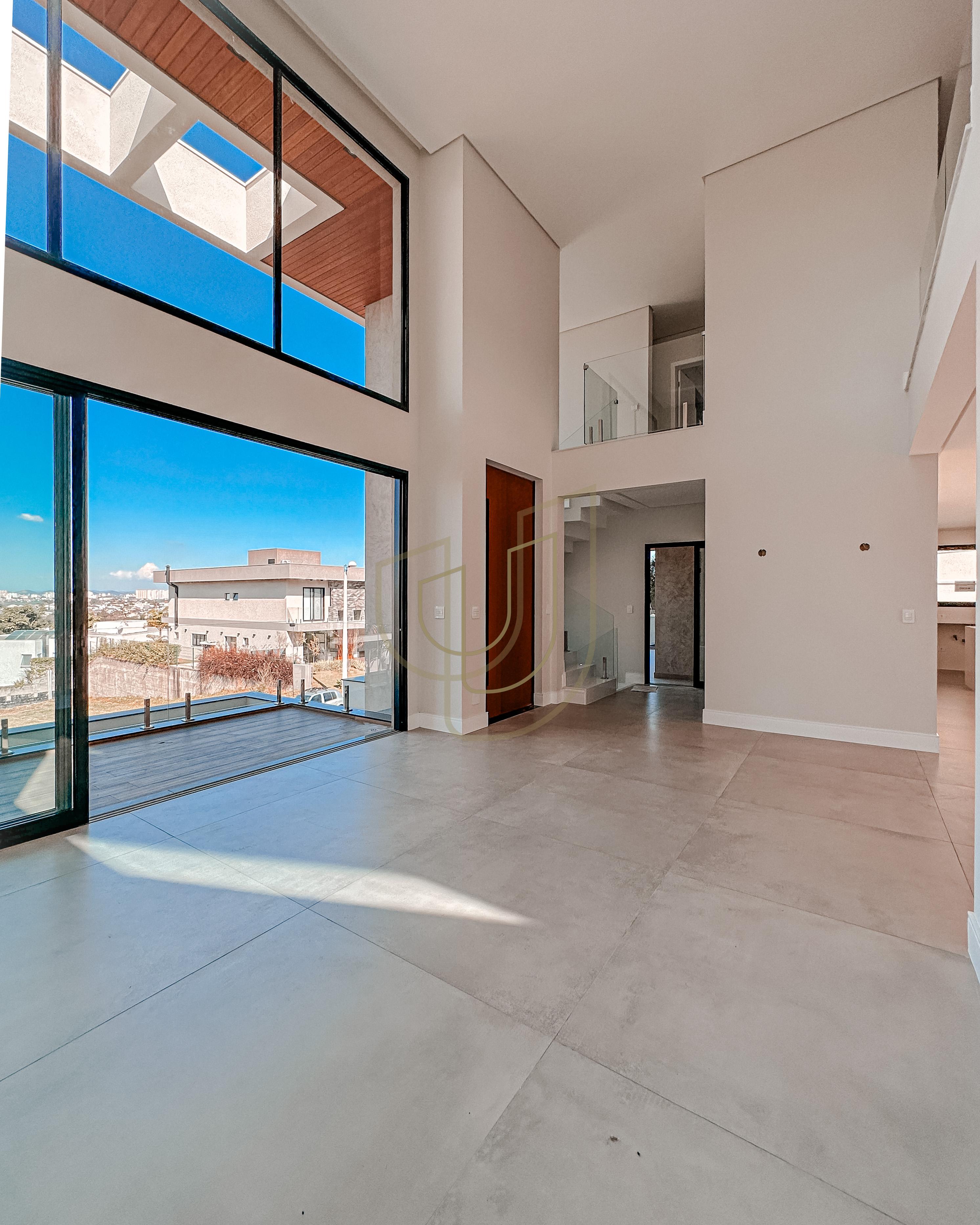 Sobrado sofisticado com vista &uacute;nica e com 4 su&iacute;tes em Urbanova - S&atilde;o Jos&eacute; dos Campos/SP  São José dos Campos - 