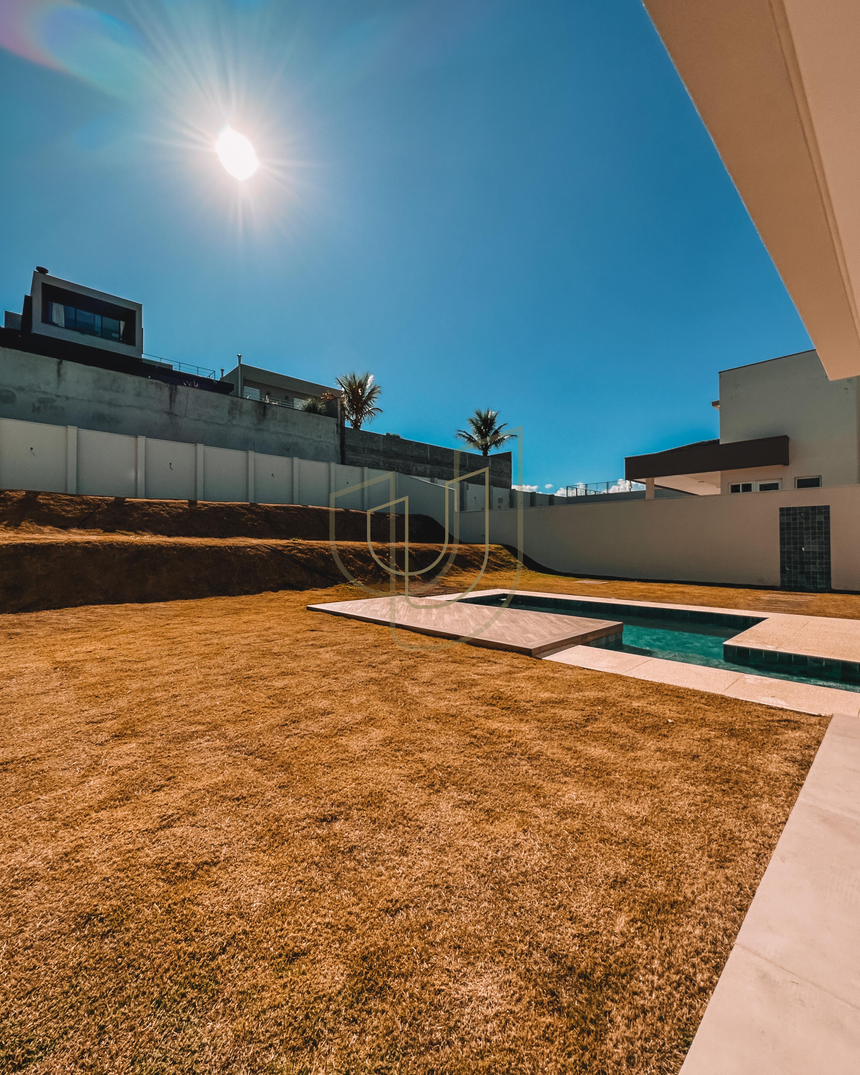 Sobrado sofisticado com vista &uacute;nica e com 4 su&iacute;tes em Urbanova - S&atilde;o Jos&eacute; dos Campos/SP  São José dos Campos - 