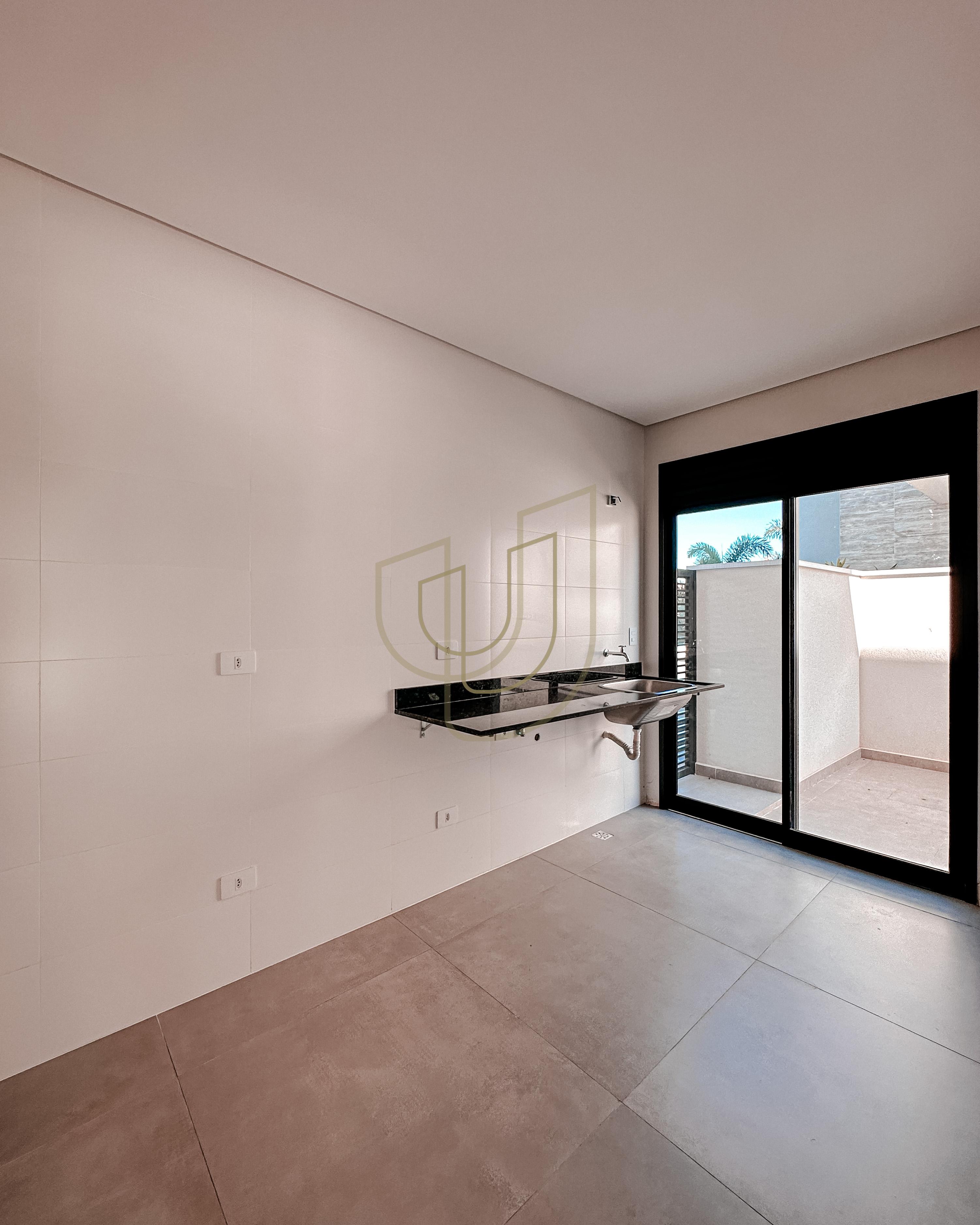 Sobrado sofisticado com vista &uacute;nica e com 4 su&iacute;tes em Urbanova - S&atilde;o Jos&eacute; dos Campos/SP  São José dos Campos - 