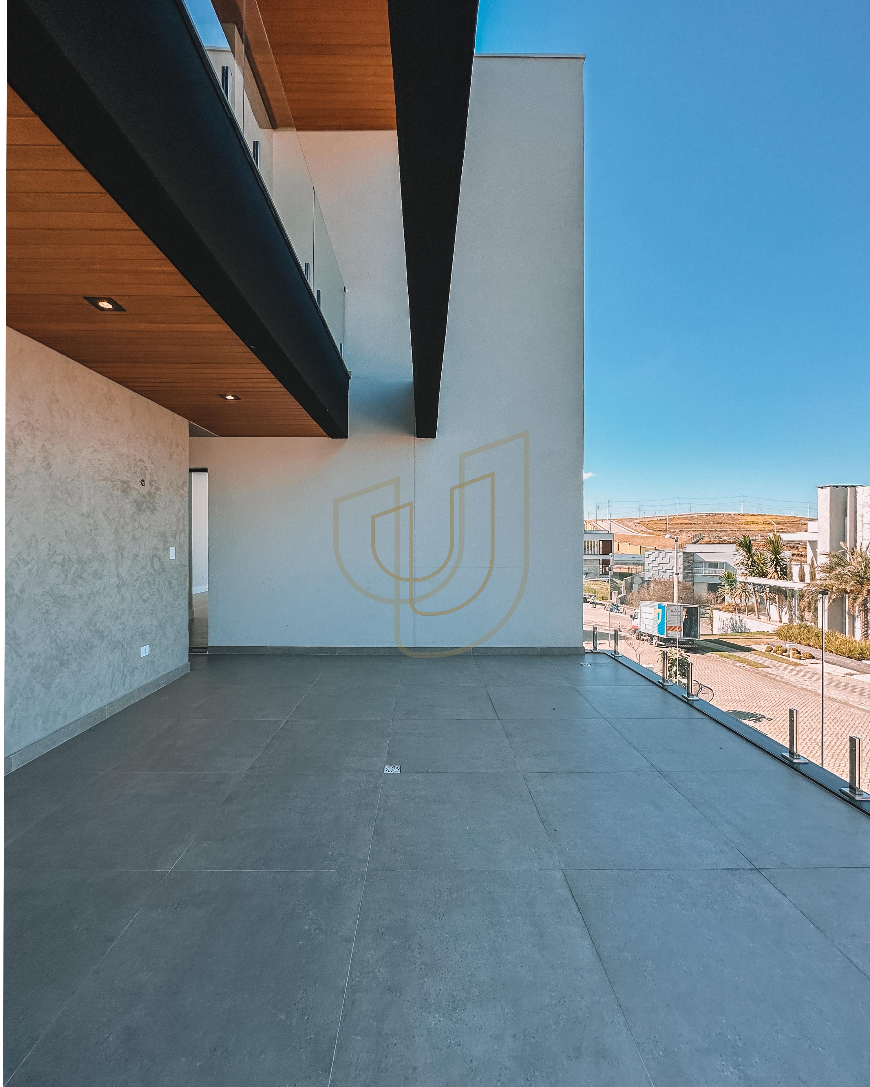 Sobrado sofisticado com vista &uacute;nica e com 4 su&iacute;tes em Urbanova - S&atilde;o Jos&eacute; dos Campos/SP  São José dos Campos - 