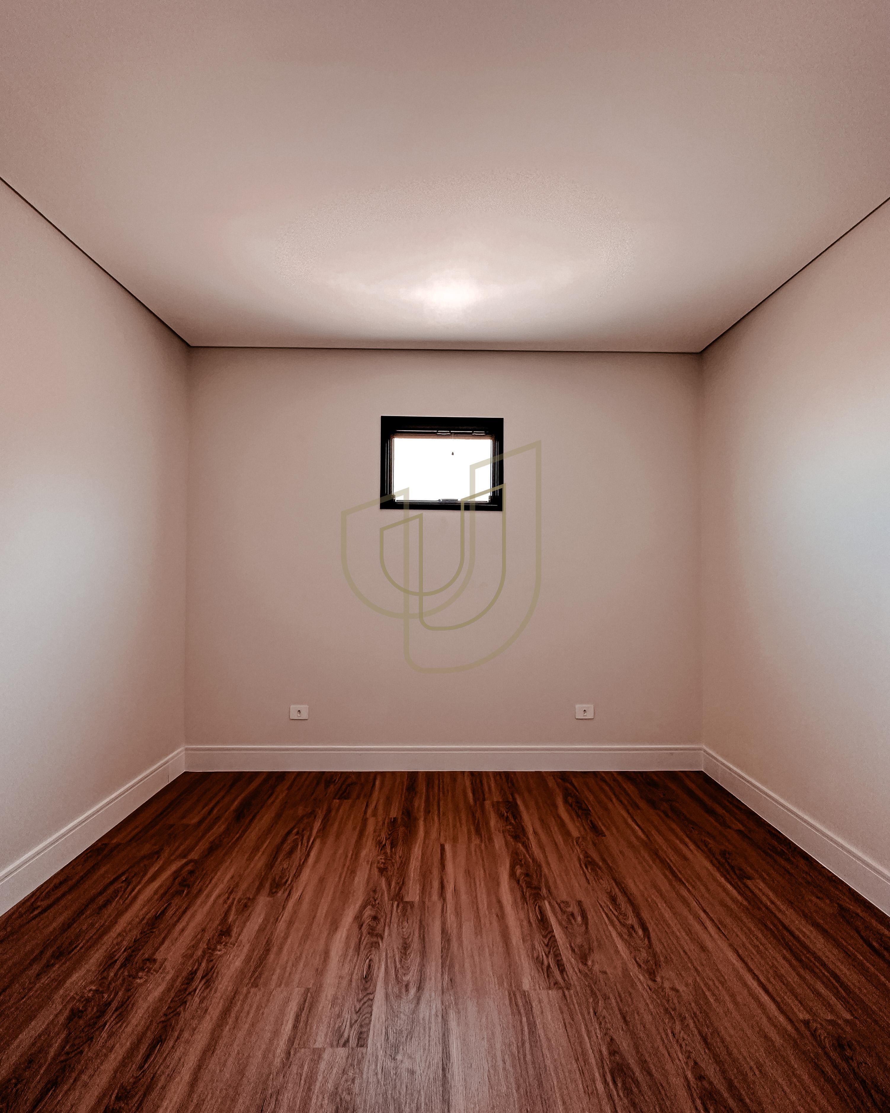 Sobrado sofisticado com vista &uacute;nica e com 4 su&iacute;tes em Urbanova - S&atilde;o Jos&eacute; dos Campos/SP  São José dos Campos - 