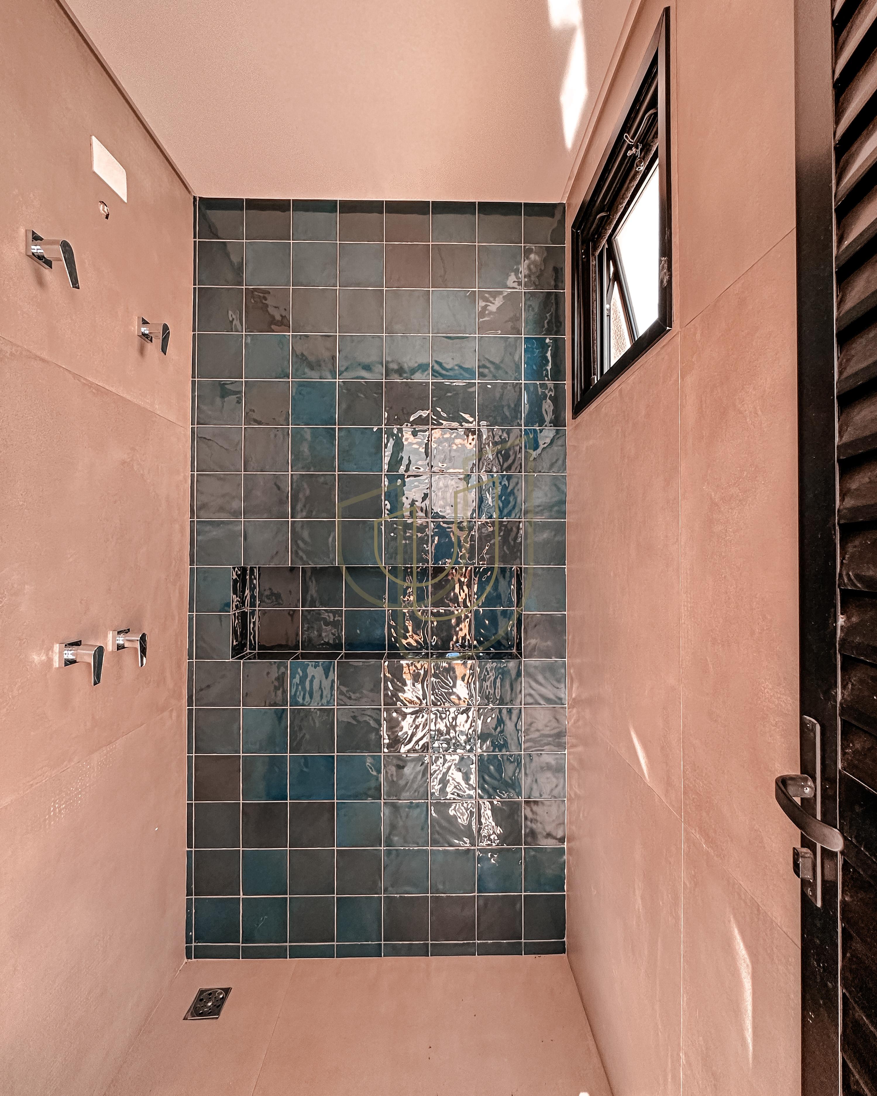 Sobrado sofisticado com vista &uacute;nica e com 4 su&iacute;tes em Urbanova - S&atilde;o Jos&eacute; dos Campos/SP  São José dos Campos - 