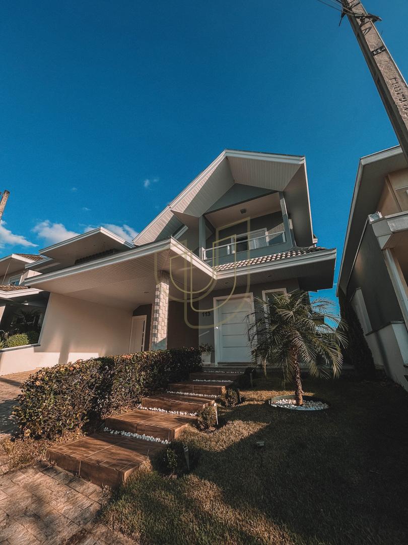 Sobrado sofisticado com vista &uacute;nica e com 4 su&iacute;tes em Urbanova - S&atilde;o Jos&eacute; dos Campos/SP  São José dos Campos - 