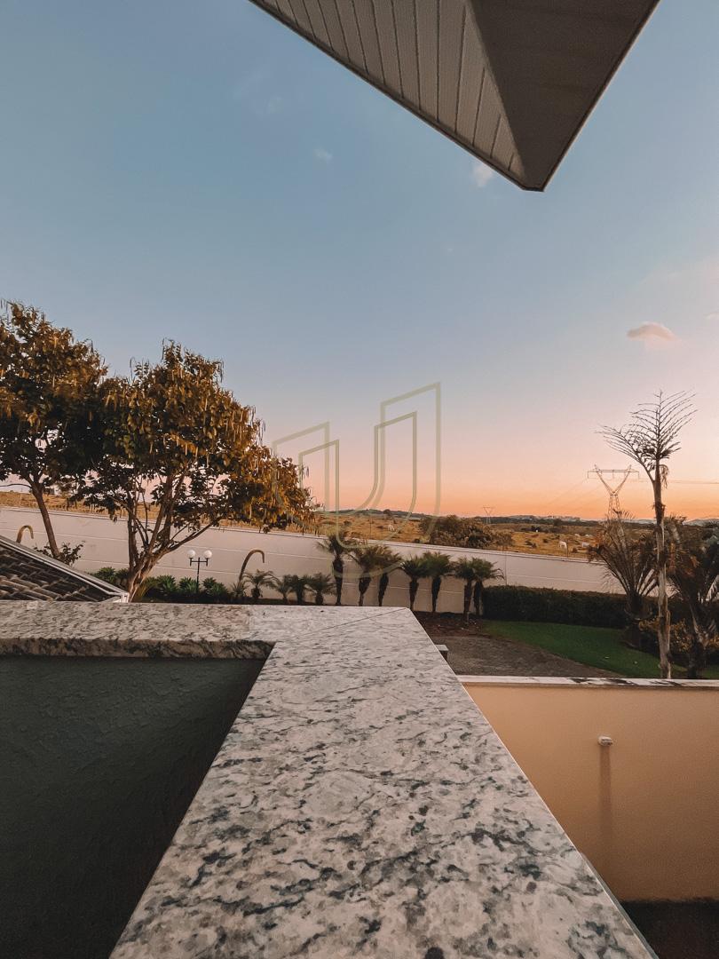 Sobrado sofisticado com vista &uacute;nica e com 4 su&iacute;tes em Urbanova - S&atilde;o Jos&eacute; dos Campos/SP  São José dos Campos - 