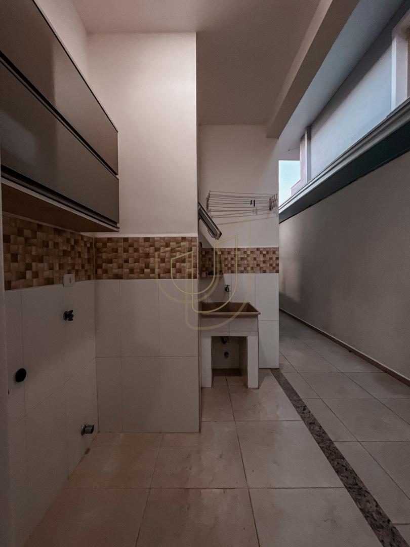 Sobrado sofisticado com vista &uacute;nica e com 4 su&iacute;tes em Urbanova - S&atilde;o Jos&eacute; dos Campos/SP  São José dos Campos - 