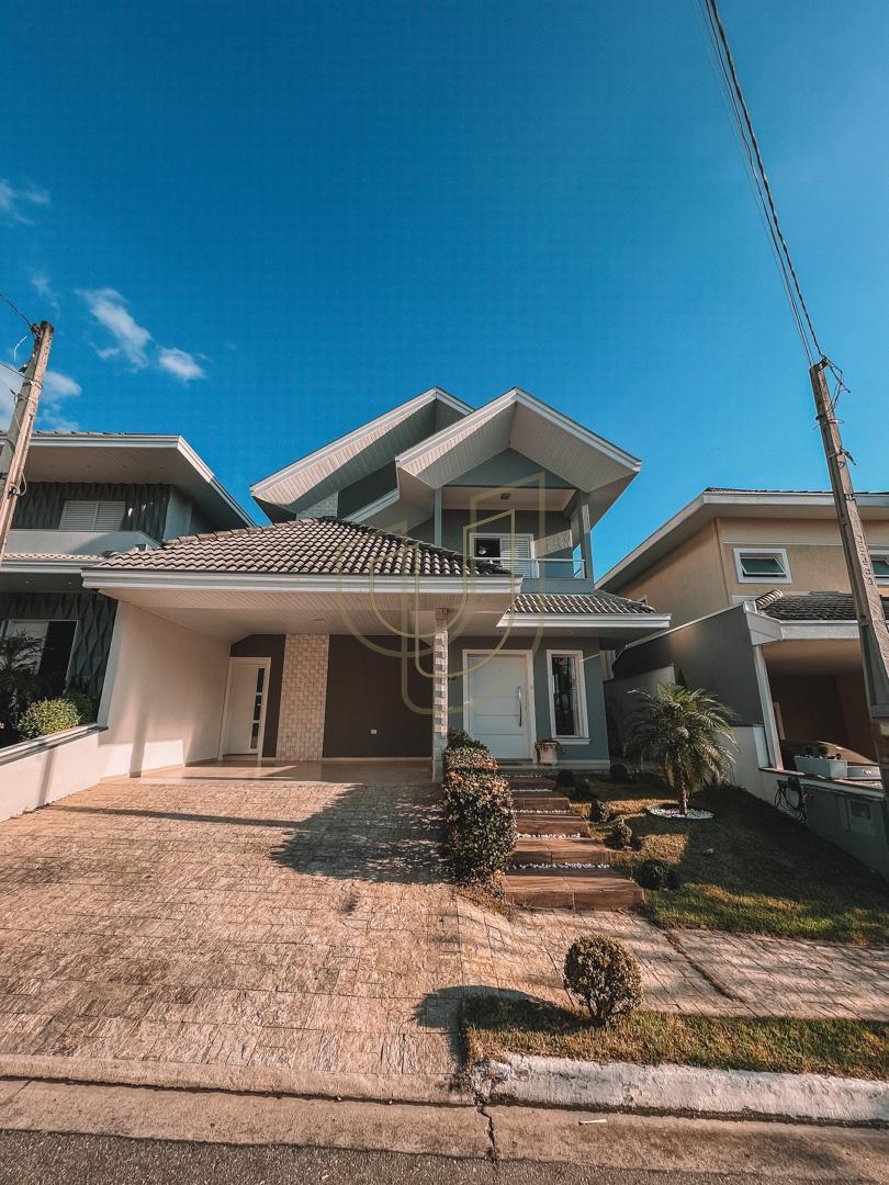 Sobrado sofisticado com vista &uacute;nica e com 4 su&iacute;tes em Urbanova - S&atilde;o Jos&eacute; dos Campos/SP  São José dos Campos - 