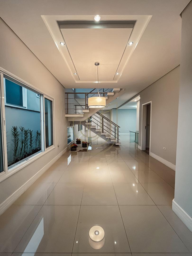 Sobrado sofisticado com vista &uacute;nica e com 4 su&iacute;tes em Urbanova - S&atilde;o Jos&eacute; dos Campos/SP  São José dos Campos - 